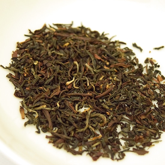 GAIAネット[※]ろばや 紅茶 ダージリン （シンゲル茶園）100g: 飲料/茶